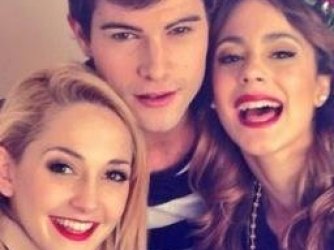 VIOLETTA E THOMAS