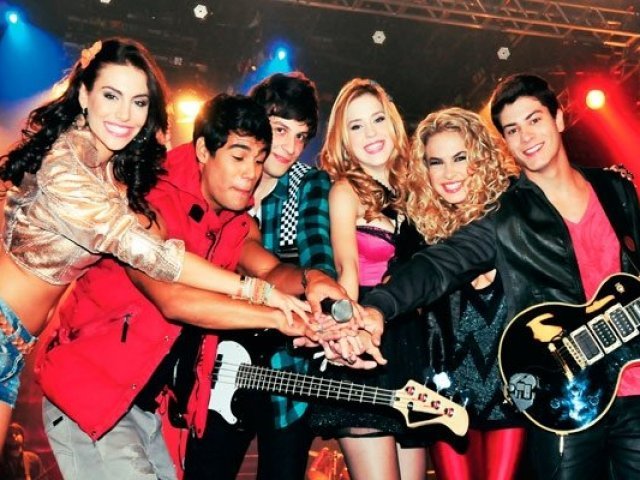 Parabéns!!! Você mostrou que a novela teen sempre vai estar no seu coração e que você vai ser um rebelde para sempre.