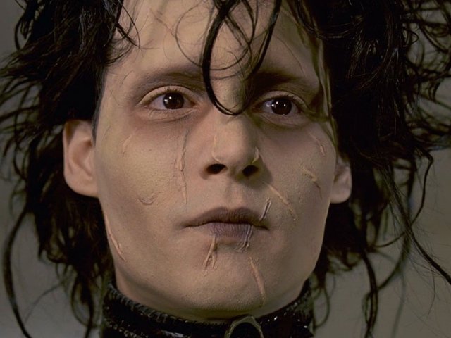 Edward mãos de tesoura