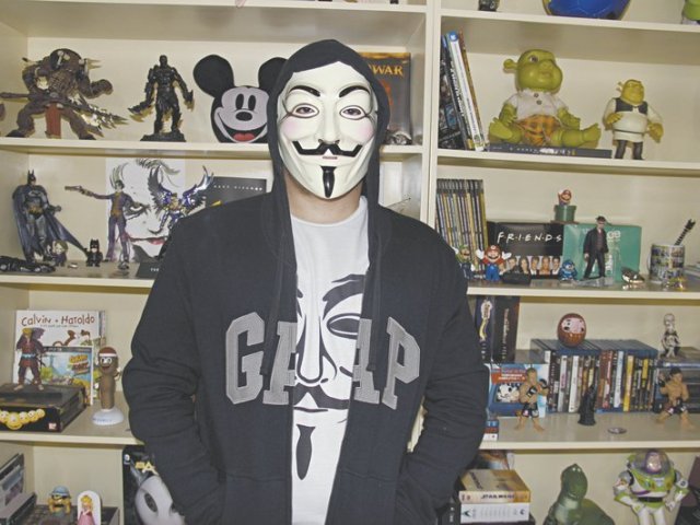 Thiago (Zangado)