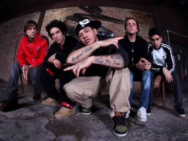 Charlie Brown Jr