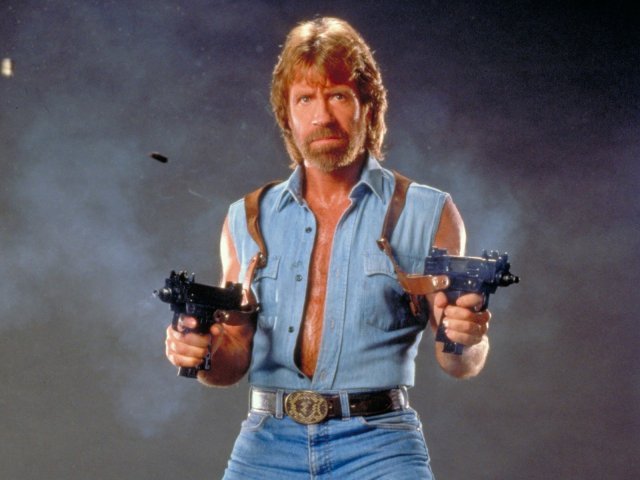 75% Chuck Norris e 25% Macgyver