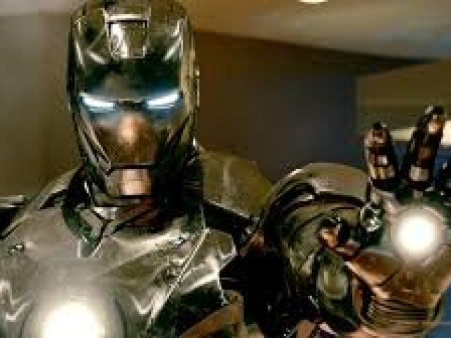 HOMEM DE FERRO