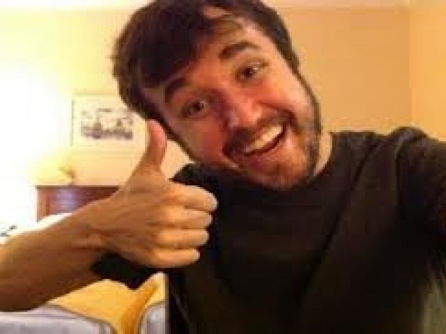 Ei, não esquece a toalha ao sair de casa ...você é realmente um fã deste canal