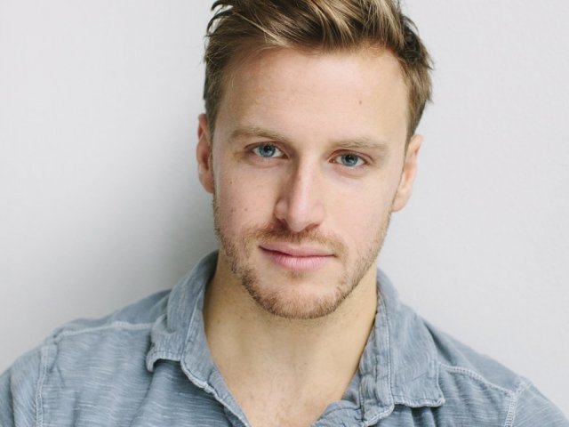 Christopher Alec (Chris)