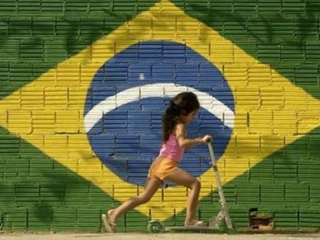 Criticas Sociais e Politicas
