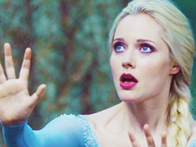 Ih, você precisa se atualizar sobre a série!!
Assista mais da serie e você vai ficar feera em OUAT!!