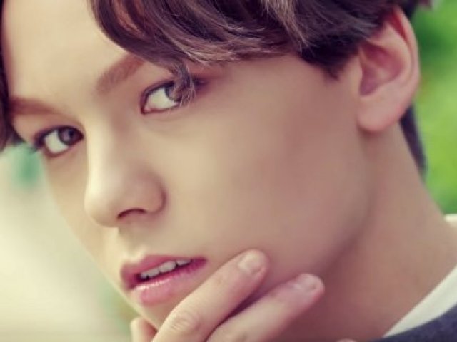 17. VERNON (SEVENTEEN)