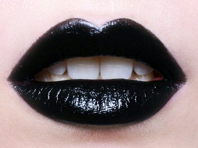 Batom Preto