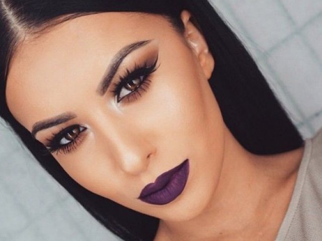 Batom Roxo