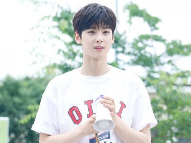 Dongmin (Cha EunWoo)