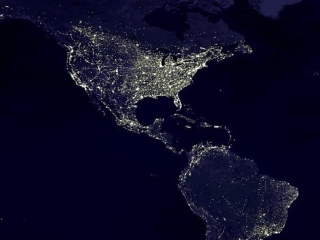 América