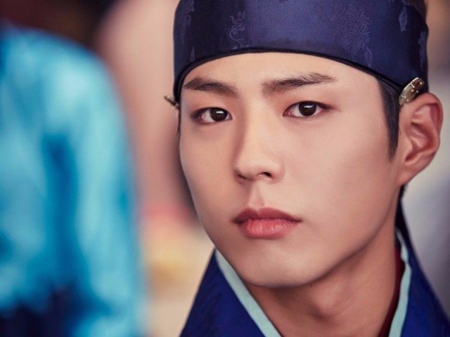 Park Bo Gum como Príncipe Hyo-myeong (Love In Moonlight)