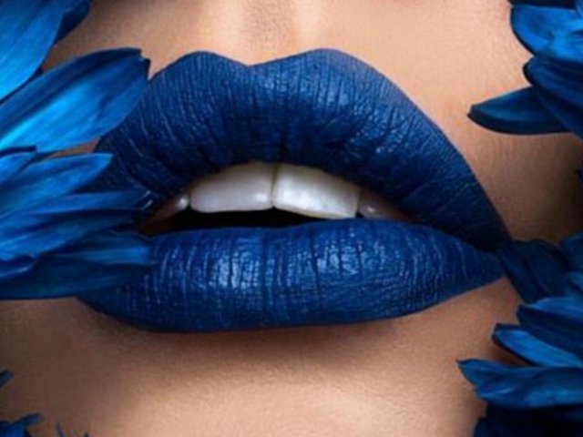 Azul