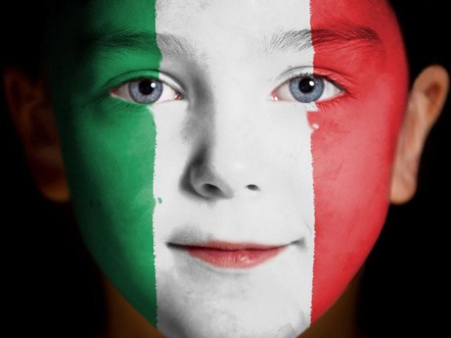 Italiano(a)