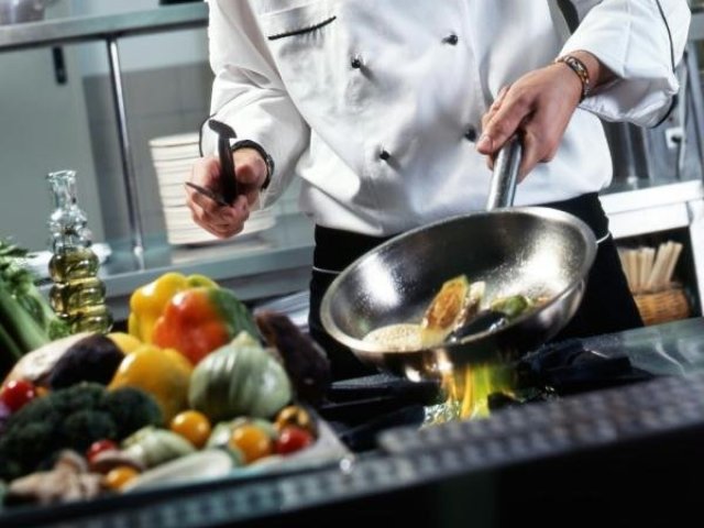 Cozinheiro(a)