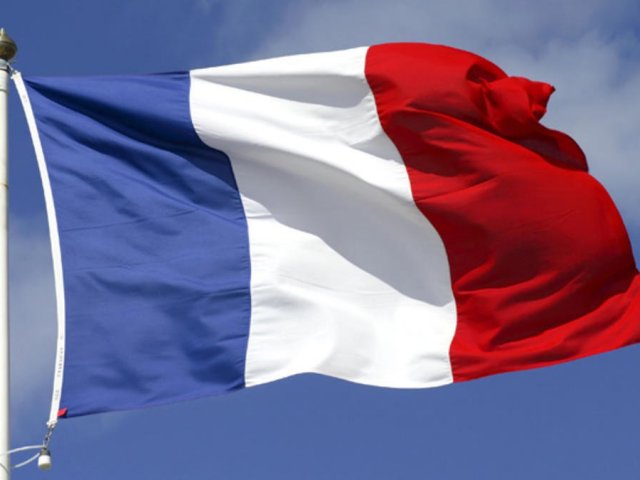 Francês(a)
