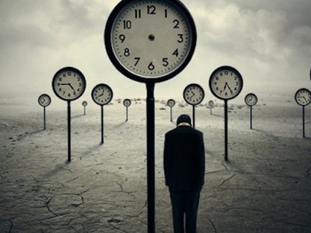 Não fique triste por errar quase tudo, fique feliz por pelo menos ter tentando, mesmo que não tenha obtido o resultado esperado, você pelo menos deu o seu melhor!