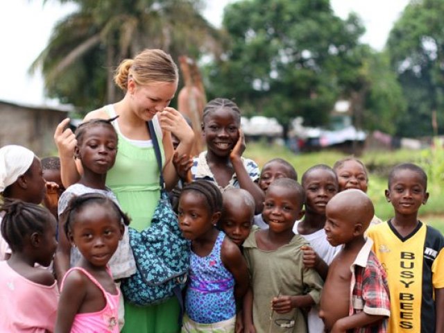 Trabalhador voluntário na África