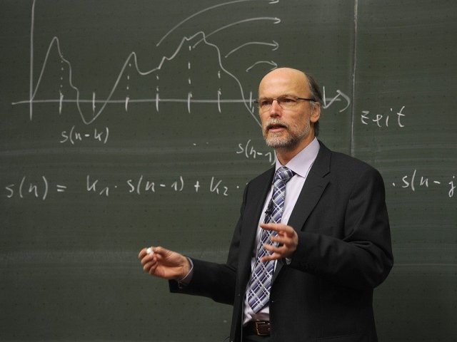 Professor(a)