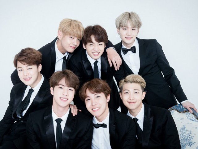 Se acertou algumas não se preocupe vc ainda é uma A.R.M.Y e os ama e muito. Obrigada A.R.M.Y's por jogar <3
I LOVE YOU BTS <3!!!!!!!
