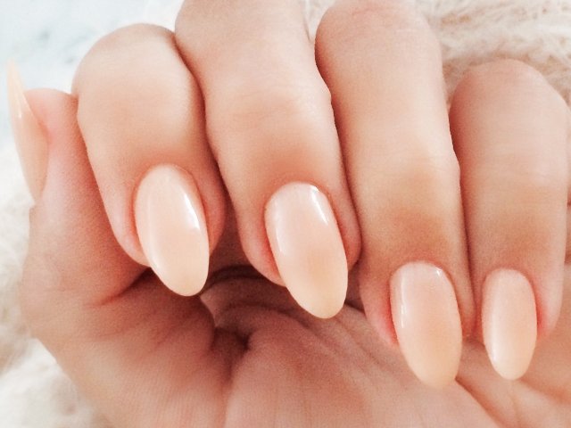 Oval