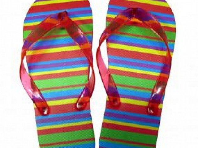 Seu chinelo é colorido como um arco-íris!