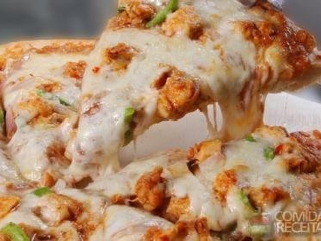 Pizza de frango com catupiry