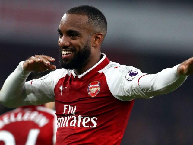 Você está indo bem, continue assim. Seu conhecimento de futebol inglês está no nível lacazette.