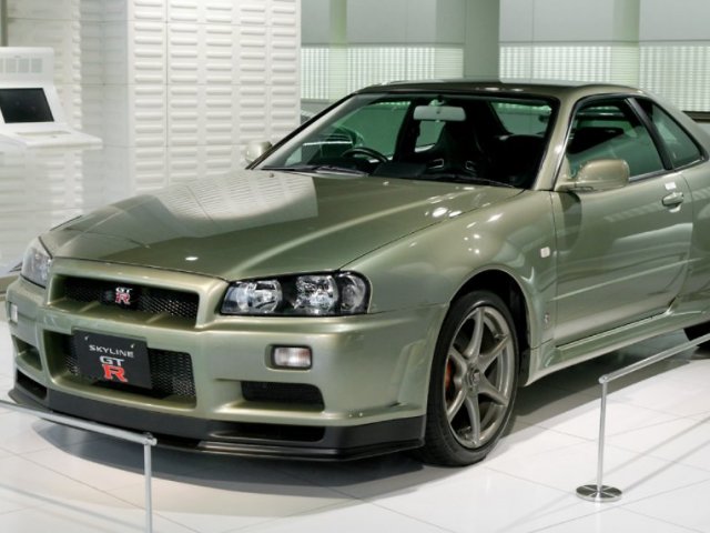 Nissan skyline r34