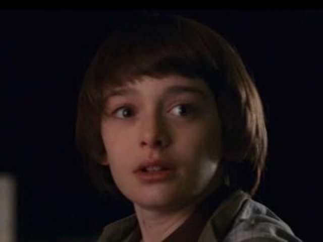 Oque? Tu não sabes nada sobre stranger things?!!