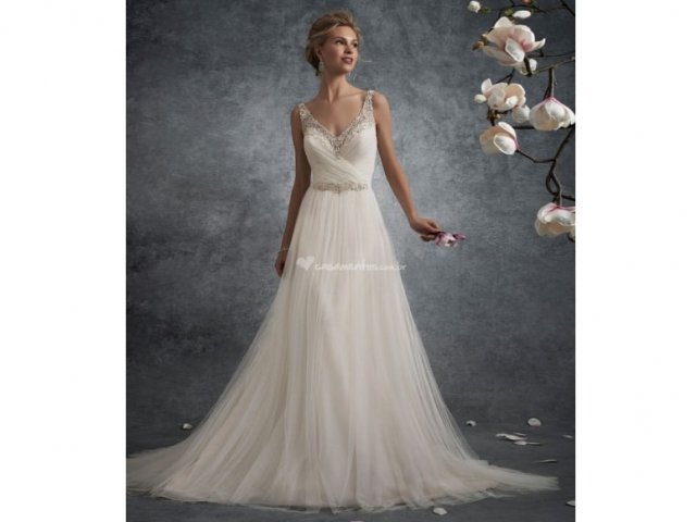 Vestido Com Corte em A e Decote em V