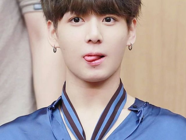 Jungkook quer dirigir
