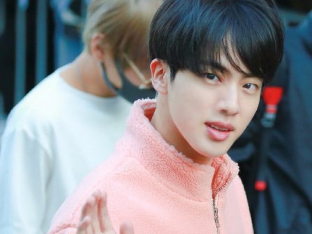 Jin e o membro mais educado