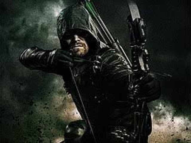 1. Arrow (arqueiro)