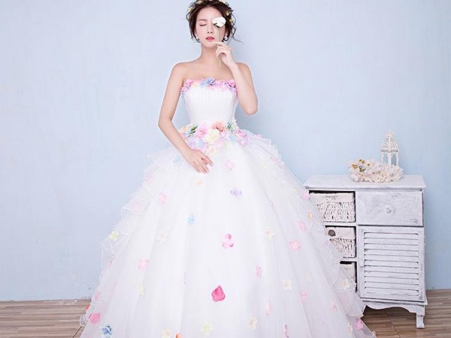 Elegante