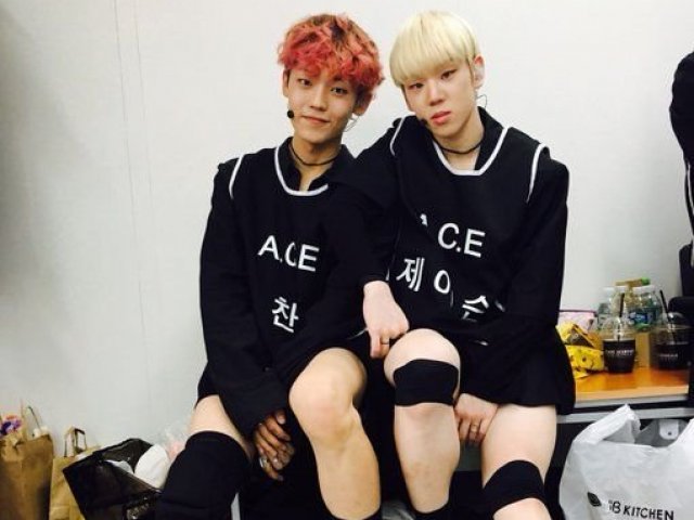 Yees! Parabéns! Você é um kpopper que não desiste, haha!
(Idols na foto: Chan e Jason - A.C.E (Chan tbm é do UNB)