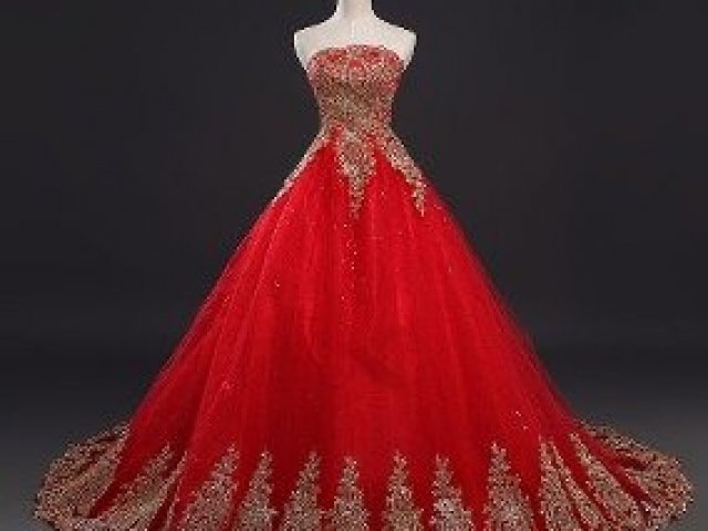 Vermelho e dourado