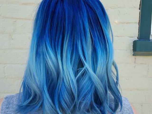 Azul